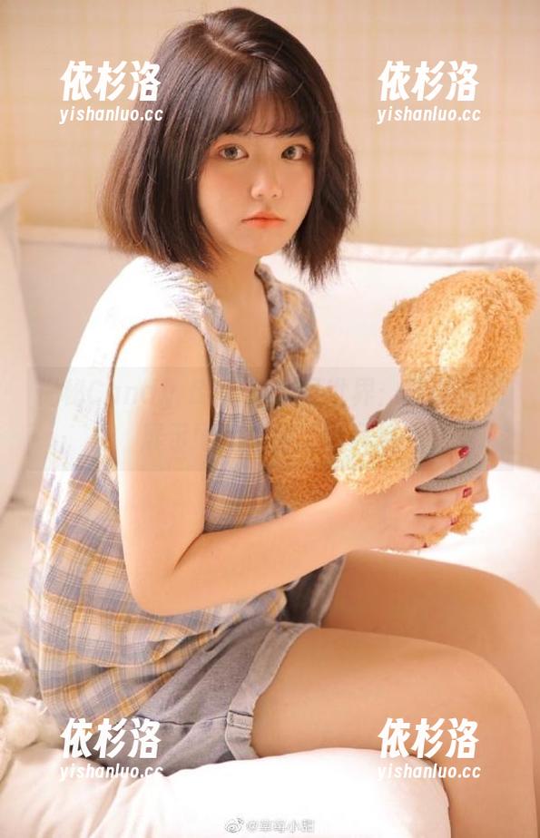 Candy Ball 揭秘Candy Ball的温柔世界:最新图册展示她的独特摄影风格